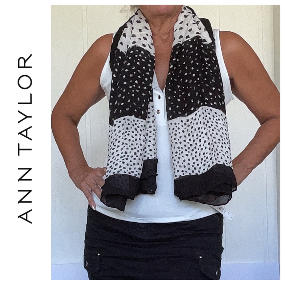 NWT Ann Taylor large oversized wrap scarf.